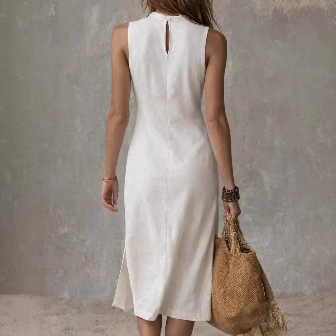 Elegant Sleeveless High-Slit Midi Knit Dress