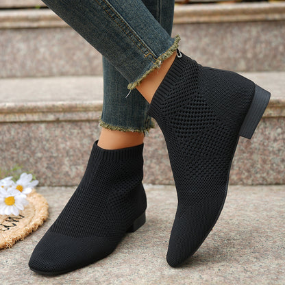 ZU | MINIMAL POINTED TOE BOOTS